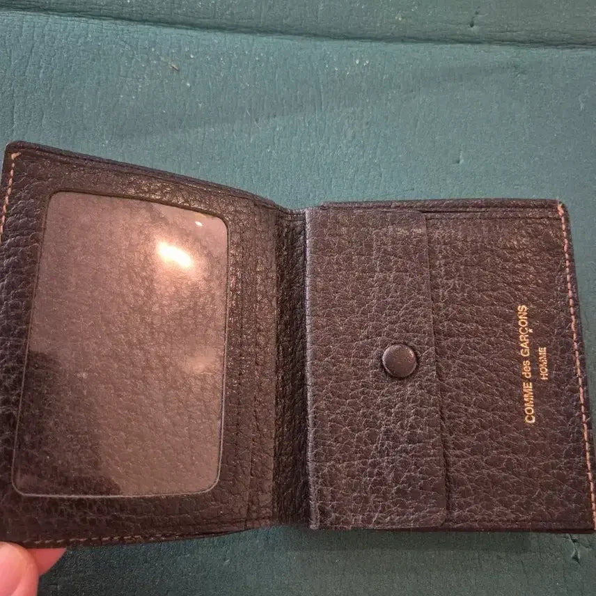 [BUNJANG] Comme des Garçons Classic Bifold Wallet / 꼼데가르송 클래식 반지갑