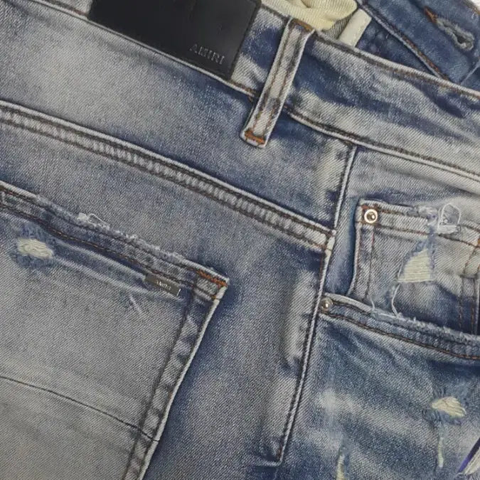 [BUNJANG] AMIRI Leather Patch Distressed Jeans (30-inch) / AMIRI 아미리(사방스판) 가죽패치 명품덧뎀진 30인치(No.977)