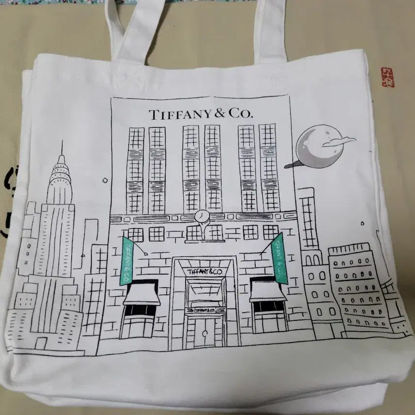 [BUNJANG] Tiffany &amp; Co. White Eco Bag / 티파니앤코 화이트 에코백