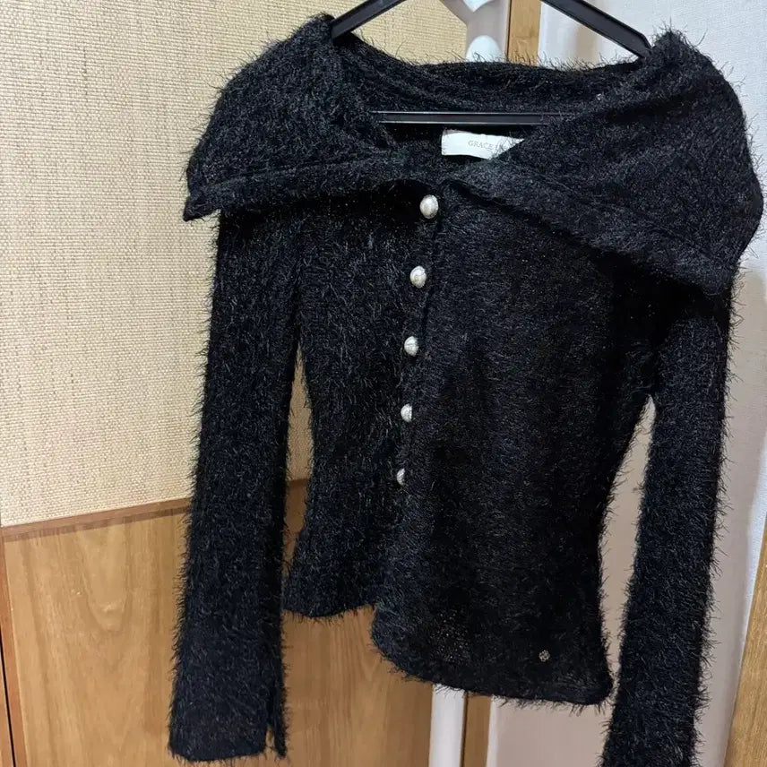 [BUNJANG] Graceyu Black Fur Top / 그레이스유 탑
