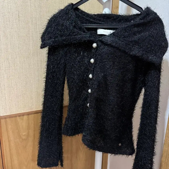 [BUNJANG] Graceyu Black Fur Top / 그레이스유 탑