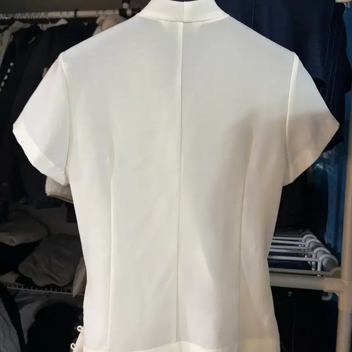 [BUNJANG] White Blouse / 화이트 블라우스