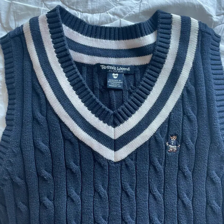 [BUNJANG] Teenie Weenie Navy Cable Knit V-Neck Vest Size M / 티니위니 네이비 니트 조끼