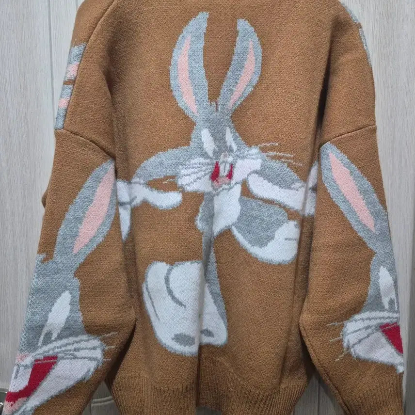 [BUNJANG] Looney Tunes Bugs Bunny Beige Brown Cardigan / 루니툰 정품 벅스바니 베이지 브라운 가디건 ~110(55-99)새상품