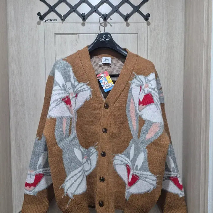 [BUNJANG] Looney Tunes Bugs Bunny Beige Brown Cardigan / 루니툰 정품 벅스바니 베이지 브라운 가디건 ~110(55-99)새상품