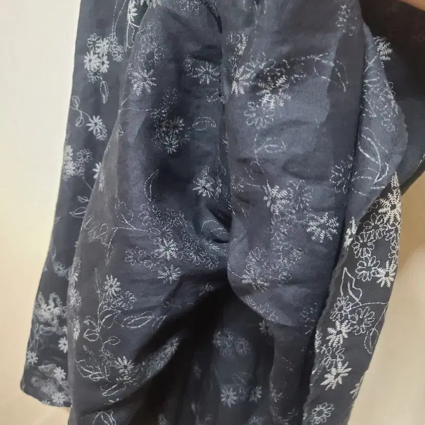 [BUNJANG] Floral Pattern Long Spring Skirt / 마 플라워 패턴 롱 봄 스커트 블랙:상태는최상입니다
