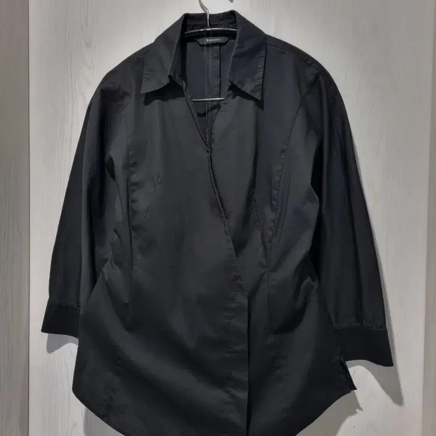 [BUNJANG] S Sollegia Black Blouse / 에스 쏠레지아 브랜드의 블랙 셔츠