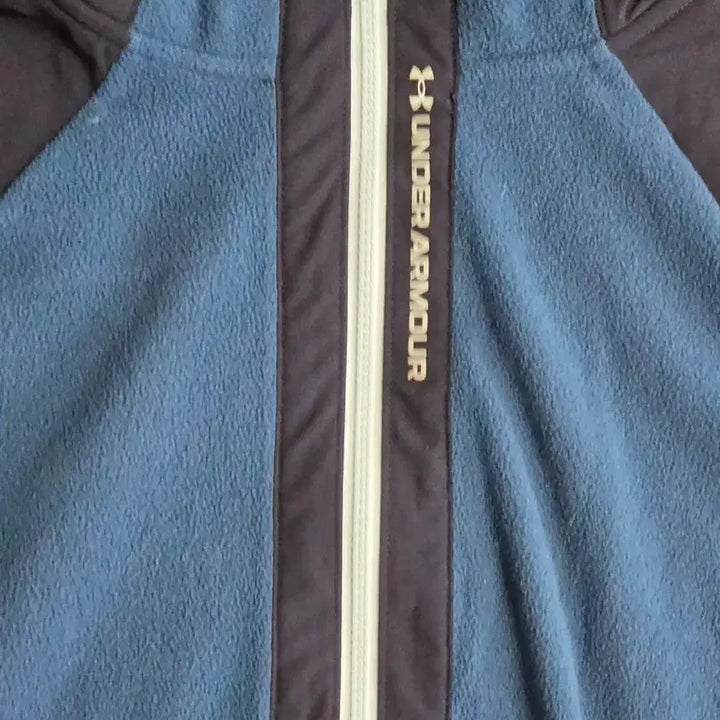 [BUNJANG] Under Armour Fleece Zip-Up Hoodie - Size L / 언더아머 포근포근 기모 후리스 후드집업 100사이즈