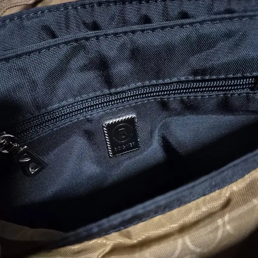 [BUNJANG] BOGNER Black Re-Nylon Tote Bag / 보그너 BOGNER 브랙 리나일론 토트백 거의새거