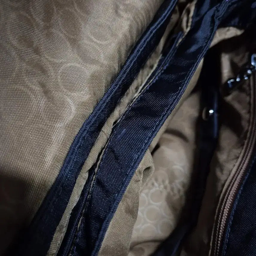 [BUNJANG] BOGNER Black Re-Nylon Tote Bag / 보그너 BOGNER 브랙 리나일론 토트백 거의새거