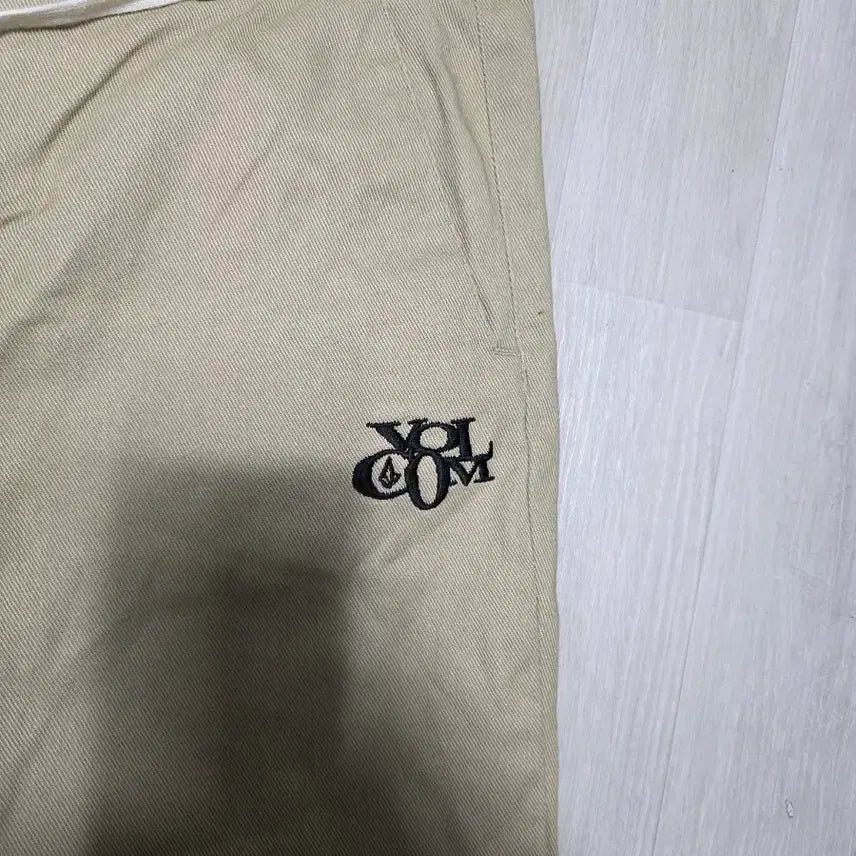 [BUNJANG] VOLCOM Beige Cotton Pants / VOLCOM 볼컴 베이지색 면바지