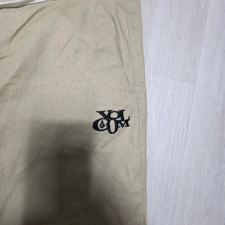 [BUNJANG] VOLCOM Beige Cotton Pants / VOLCOM 볼컴 베이지색 면바지