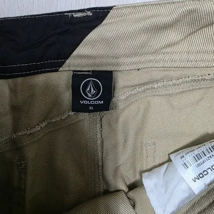 [BUNJANG] VOLCOM Beige Cotton Pants / VOLCOM 볼컴 베이지색 면바지
