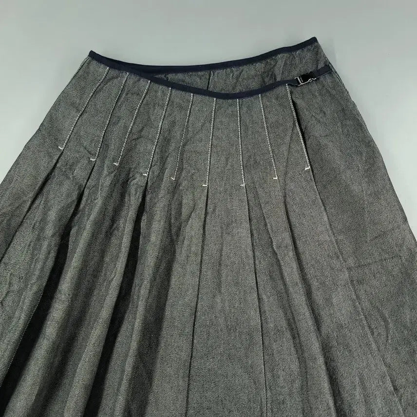[BUNJANG] S Max Mara Gray Stitch Pleated Unbalanced Buckle Skirt / S MAXMARA 에스 막스마라 JP 그레이 스티치 플리츠 언발란스 버클
