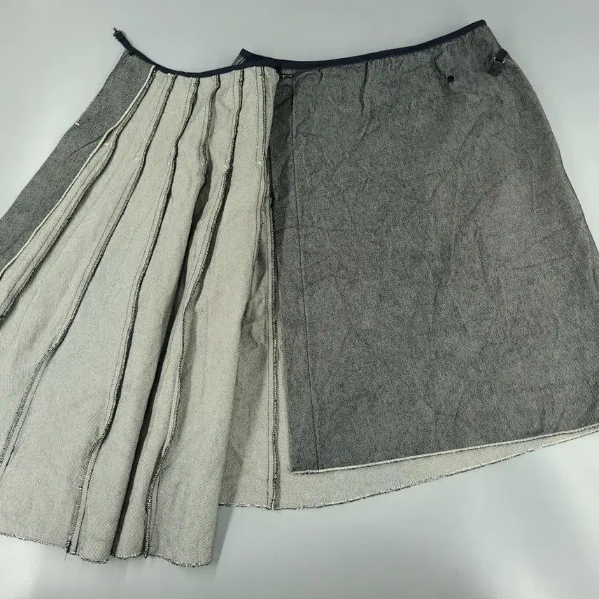 [BUNJANG] S Max Mara Gray Stitch Pleated Unbalanced Buckle Skirt / S MAXMARA 에스 막스마라 JP 그레이 스티치 플리츠 언발란스 버클