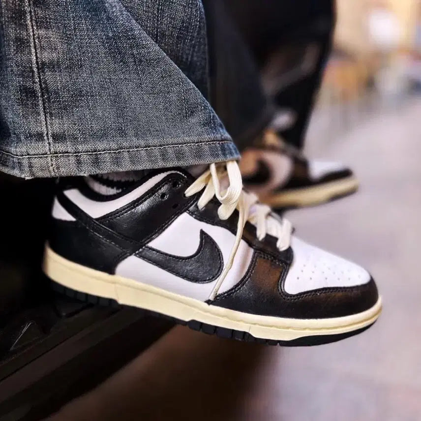 [BUNJANG] Nike Dunk Low Vintage Black and White / (W)나이키 빈티지 범고래 덩크 로우 블랙 앤 화이트 290 m285