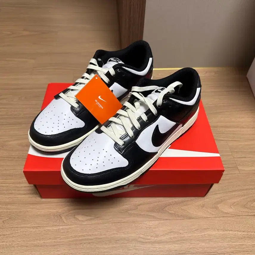 [BUNJANG] Nike Dunk Low Vintage Black and White / (W)나이키 빈티지 범고래 덩크 로우 블랙 앤 화이트 290 m285