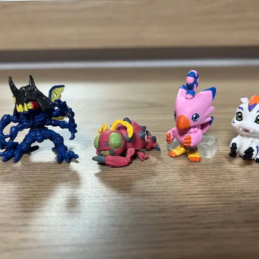 [BUNJANG] Digimon Gashapon &amp; Figure Bundle Set / 디지몬 가샤퐁 + 나란히 피규어 판매합니다
