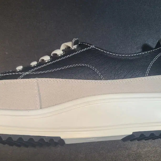 [BUNJANG] Suryo Soga Leather Canvas Sneakers / 슈리오 소가죽 키높이 스타 캔버스화 5cm 235