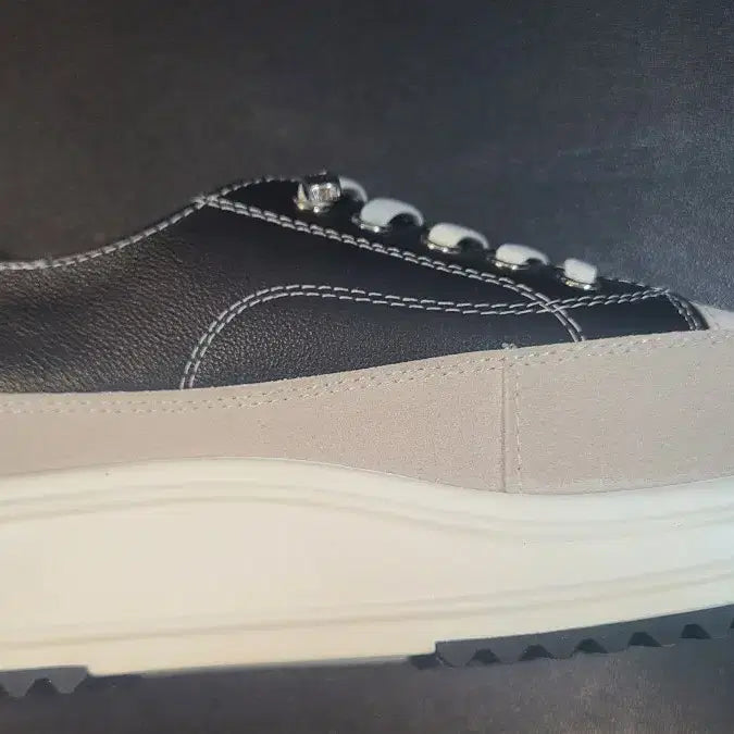[BUNJANG] Suryo Soga Leather Canvas Sneakers / 슈리오 소가죽 키높이 스타 캔버스화 5cm 235