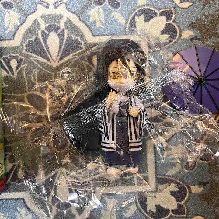 [BUNJANG] Demon Slayer Giyu Tomioka Figure (Unsealed) / 귀멸의 칼날_토미오카 기유 피규어 새상품