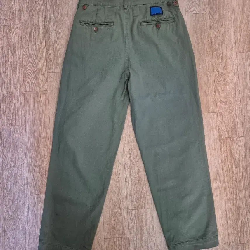 [SOLD OUT] (M) 도큐먼트 SELVEDGE COTTON TUCKED TROUSERS