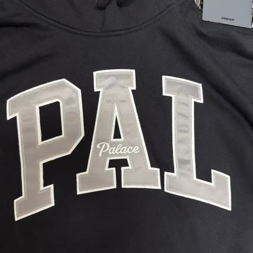 [BUNJANG] Palace x Gap Hooded Sweatshirt Black L / 팔라스 x 갭 후드 블랙 - 남자 L사이즈
