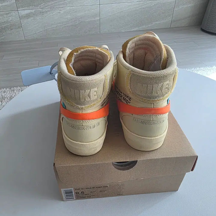 [BUNJANG] Nike Off-White Blazer Mid Halloween Sneakers / 나이키 x 오프화이트 블레이저 미드 할로윈