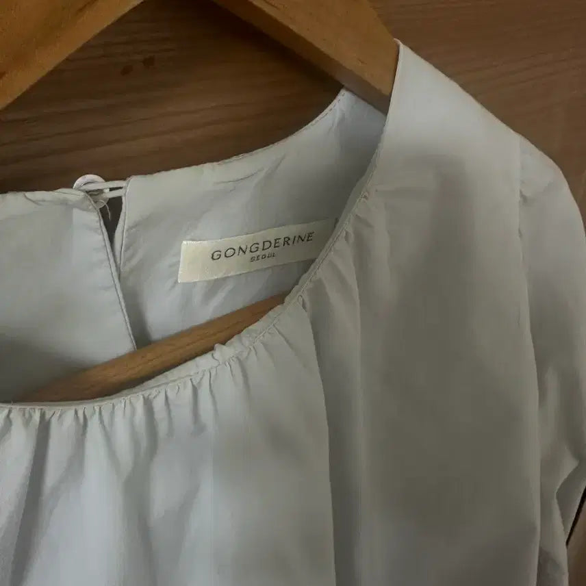 [BUNJANG] Gongdrin Blouse / 공드린 블라우스