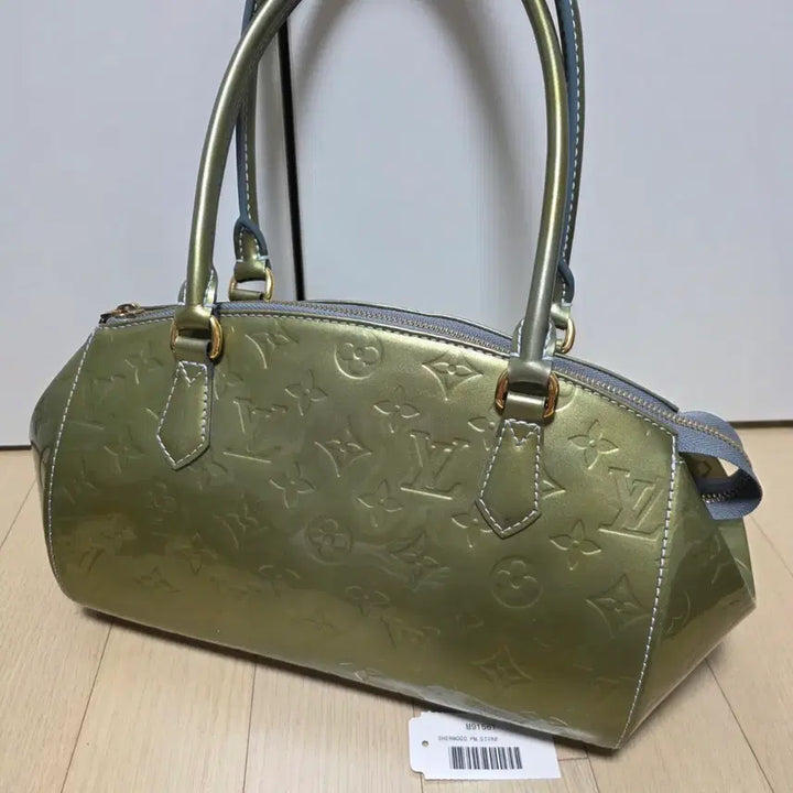 [SOLD OUT] 루이비통 정품 쉐어우드 숄더백