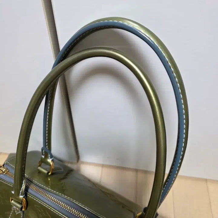 [SOLD OUT] 루이비통 정품 쉐어우드 숄더백
