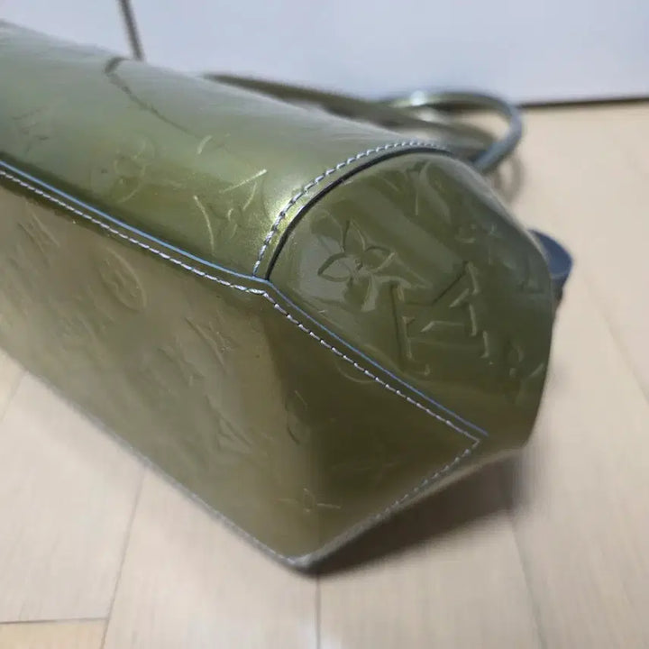 [SOLD OUT] 루이비통 정품 쉐어우드 숄더백