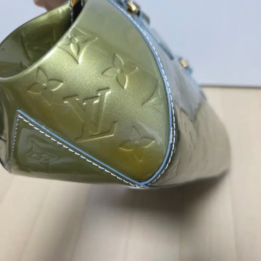 [SOLD OUT] 루이비통 정품 쉐어우드 숄더백