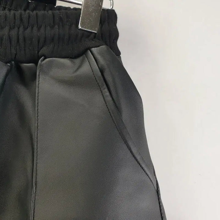 [BUNJANG] FREE Black Leather Pants / 여FREE 밴딩 가죽 바지 블랙 M6382
