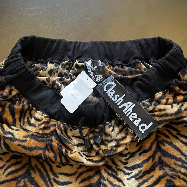 [SOLD OUT] 2000s Clash Ahead 일본 빈티지 버뮤다 스웻 배기 팬츠 바지