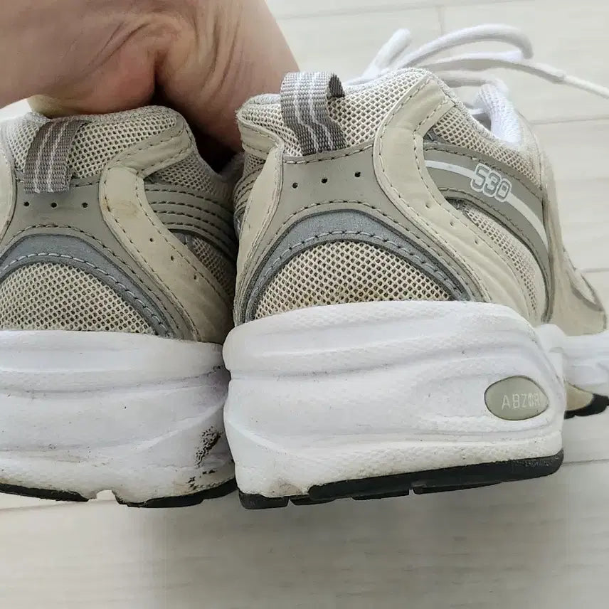 [BUNJANG] New Balance 530 Sneakers / 뉴발란스 530 운동화