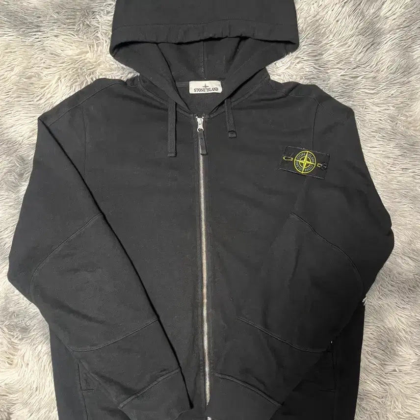 [BUNJANG] Stone Island Hooded Zip-Up XL Black / [24ss/XLsize] 스톤아일랜드 후드집업
