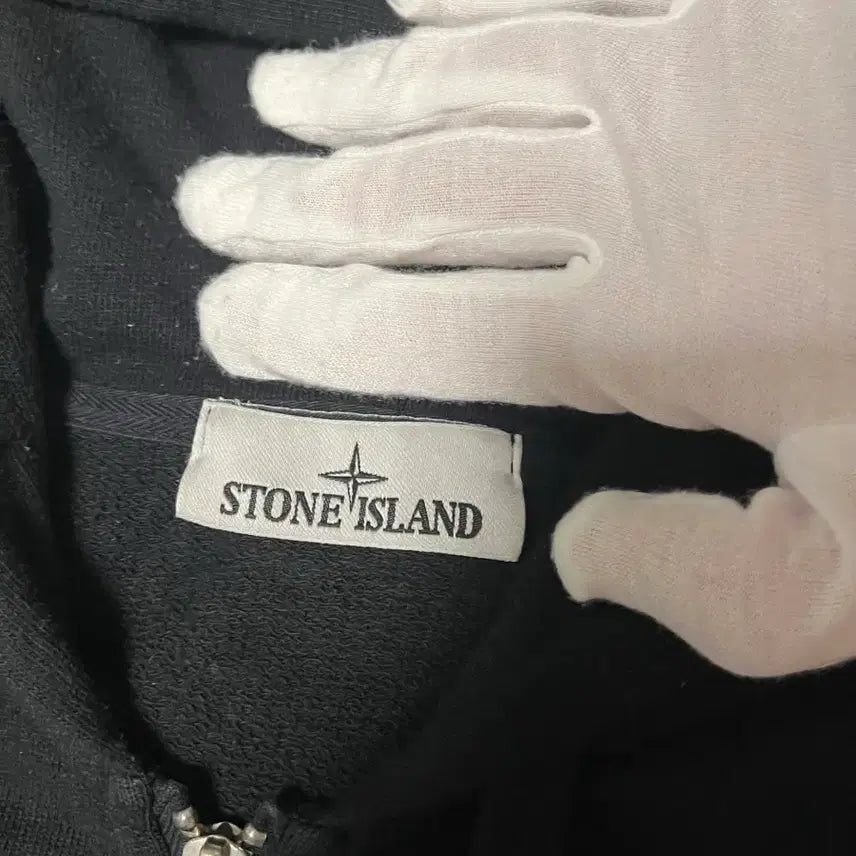 [BUNJANG] Stone Island Hooded Zip-Up XL Black / [24ss/XLsize] 스톤아일랜드 후드집업