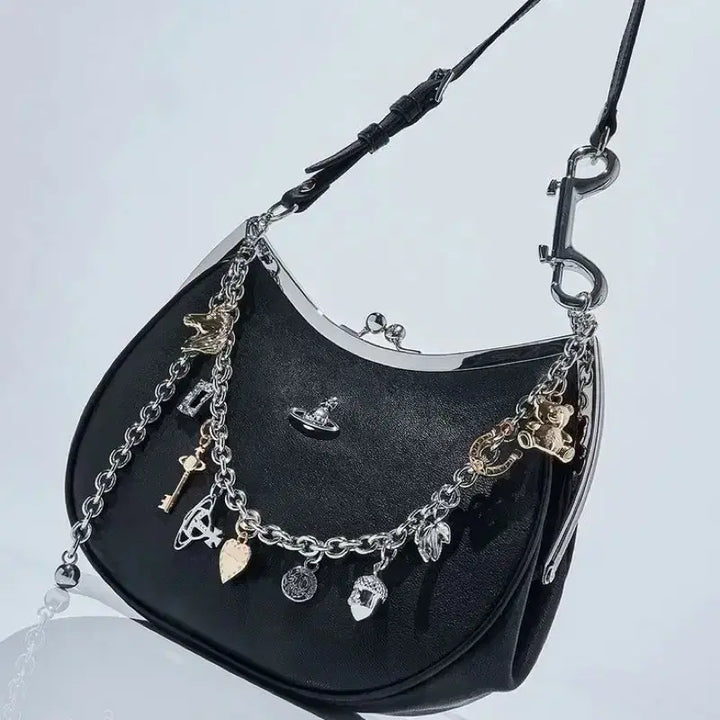 [BUNJANG] Vivienne Westwood Black Charm Frame / 비비안웨스트우드 블랙 참 프레임 펄스