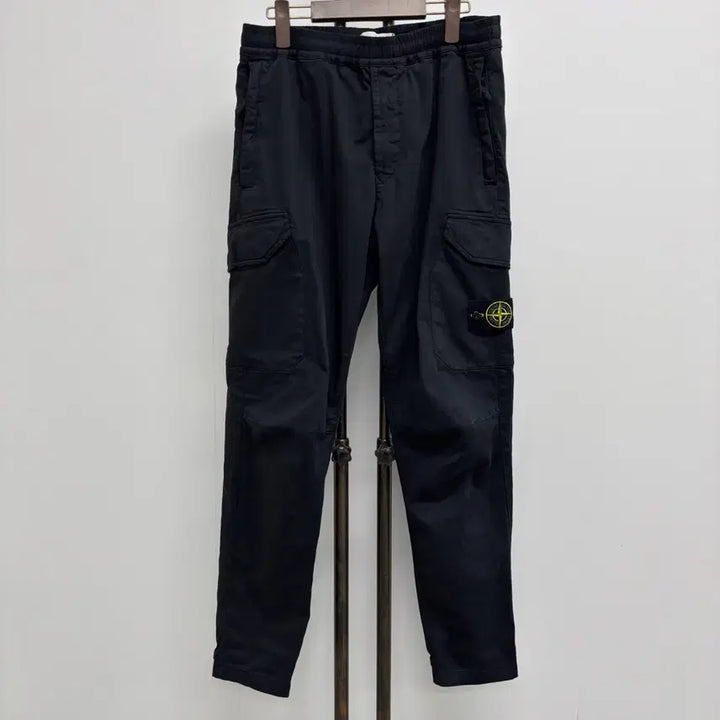 [BUNJANG] Stone Island Patch Cargo Pants / [34]스톤아일랜드 와펜패치 카고팬츠
