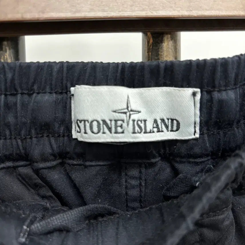 [BUNJANG] Stone Island Patch Cargo Pants / [34]스톤아일랜드 와펜패치 카고팬츠