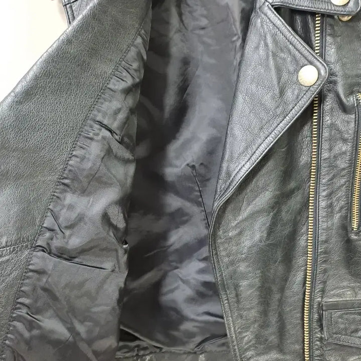 [BUNJANG] Tomboy Black Real Cowhide Leather Vest / 톰보이 블랙 리얼 소가죽 조끼 베스트