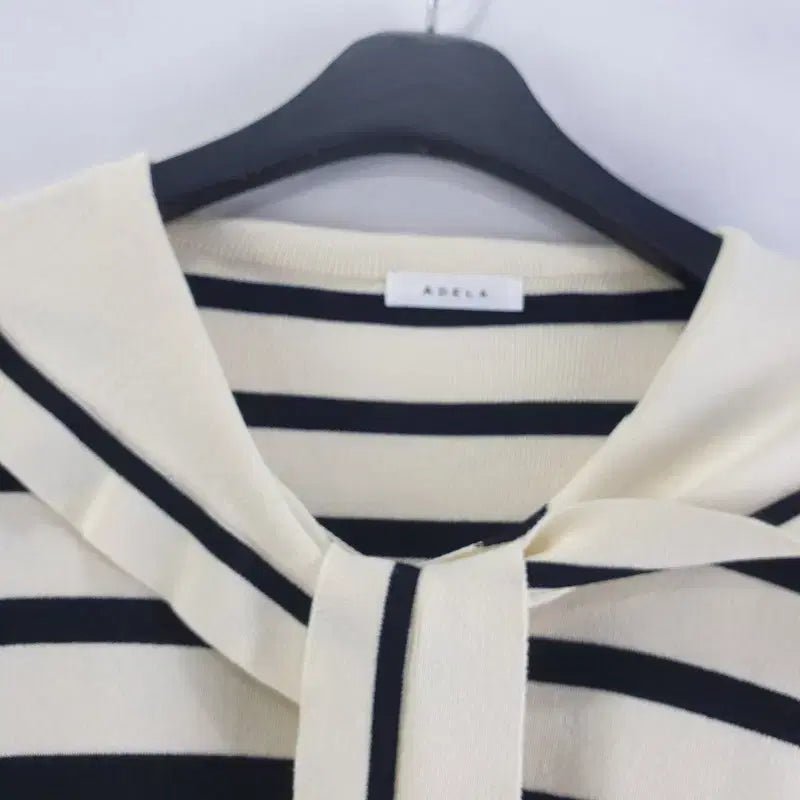 [SOLD OUT] 여FREE 세일러 카라 니트 크림 M6364