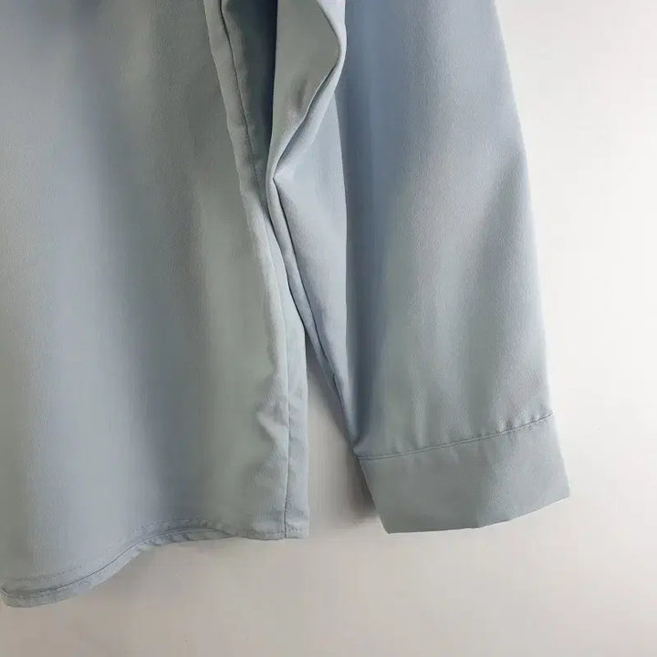 [BUNJANG] FREE Light Blue Shirt / 여FREE 셔츠 라이트 블루 M6376