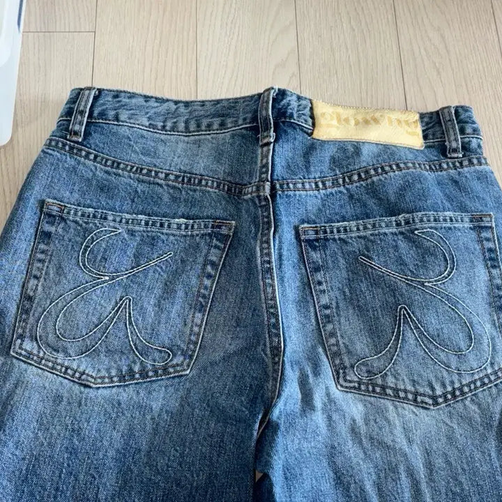 [SOLD OUT] 글로니 청바지 93 미드라이즈 데님