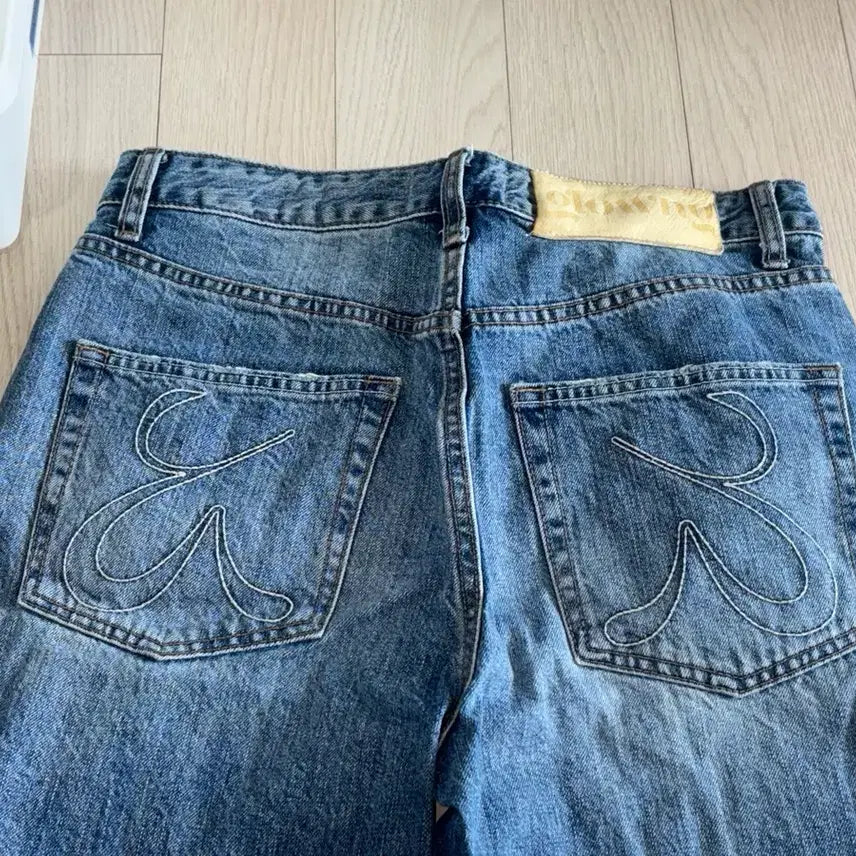 [SOLD OUT] 글로니 청바지 93 미드라이즈 데님