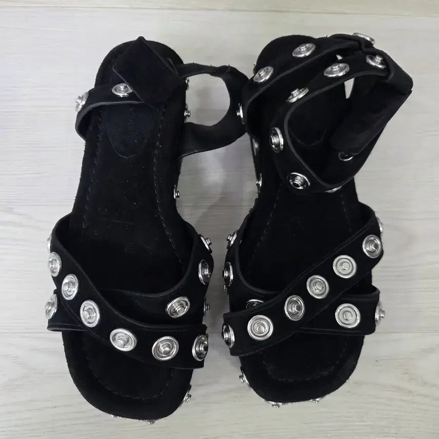 [BUNJANG] Alexander Wang Sandra Studded Platform Sandals / 알렉산더왕 산드라 스터드 플랫폼 샌들 38(240사이즈)