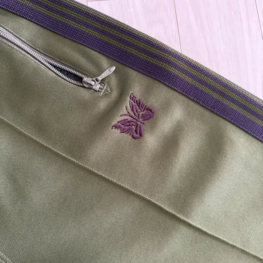 [BUNJANG] Needles Olive Track Pants XS / Needles 니들스 트랙 팬츠 올리브 스트레이트핏 XS