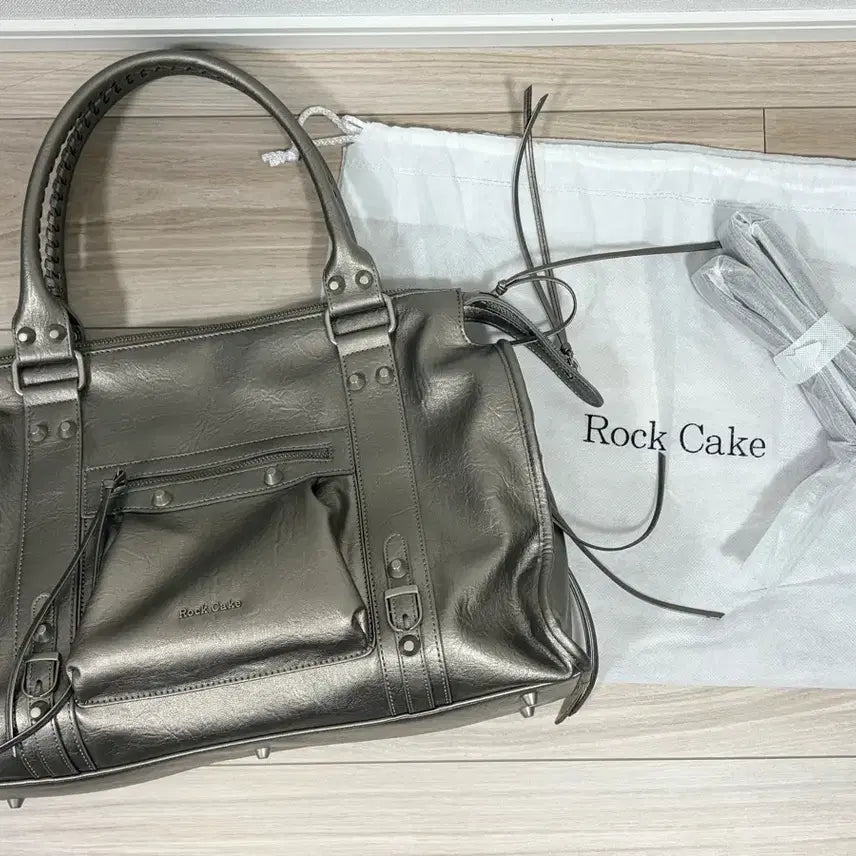 [BUNJANG] Rockcake Big Diaz Shoulder Bag / 락케이크 숄더백 Big Diaz Bag