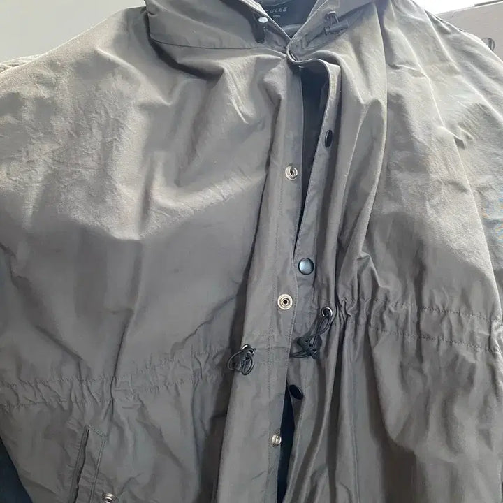 [BUNJANG] Gray Cropped Field Jacket Windbreaker Size 100 / 숏 야상 회색 바람막이 100
